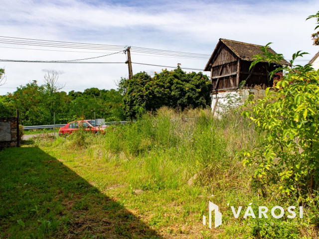 Optimális méretű telek az új otthonának!