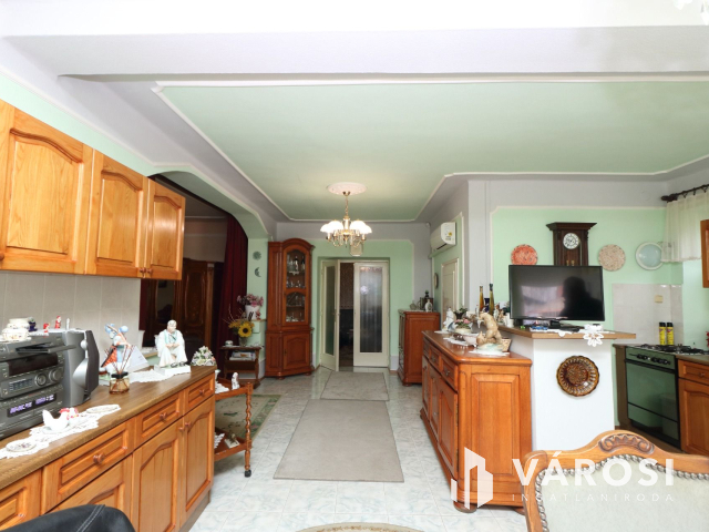 Két generációs gazdálkodásra alkalmas tanya