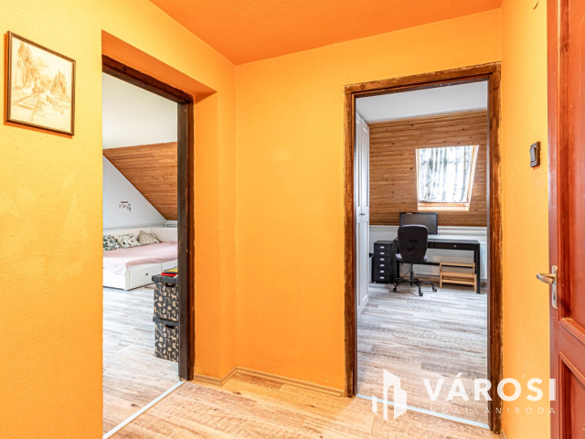 Tágas terekkel rendelkező Baktói családi ház