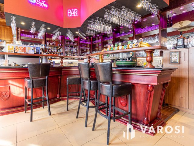 Bejáratott pizzéria, étterem meglévő ügyfélkörrel eladó!