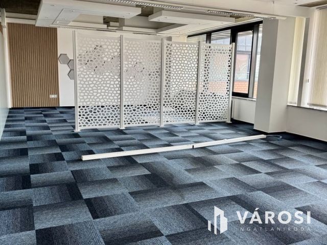 Debrecen legszebb, legjobb, irodakomplexumában kiadó irodák!