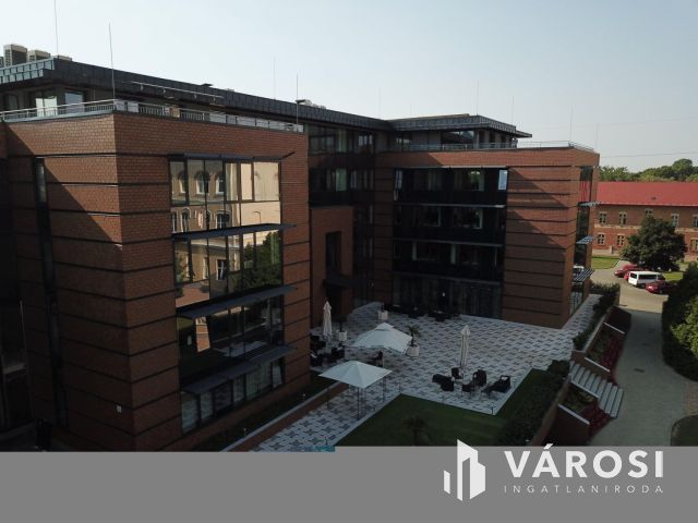 Debrecen legszebb, legjobb, irodakomplexumában kiadó irodák!