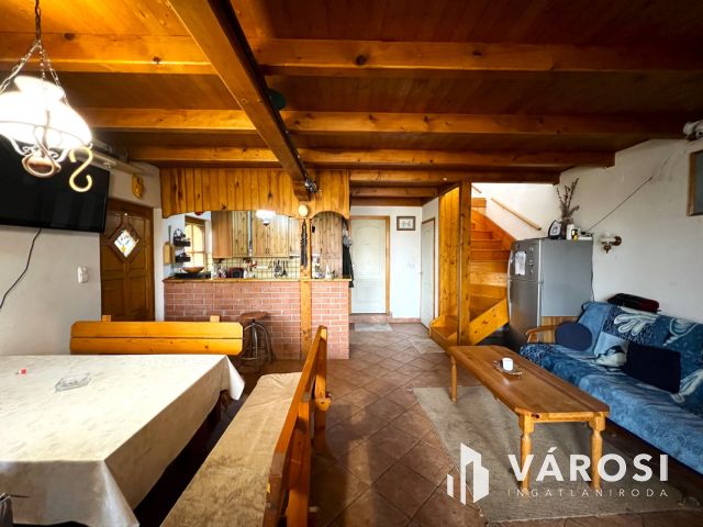 Nyaraljon mindennap saját vízparti otthonában