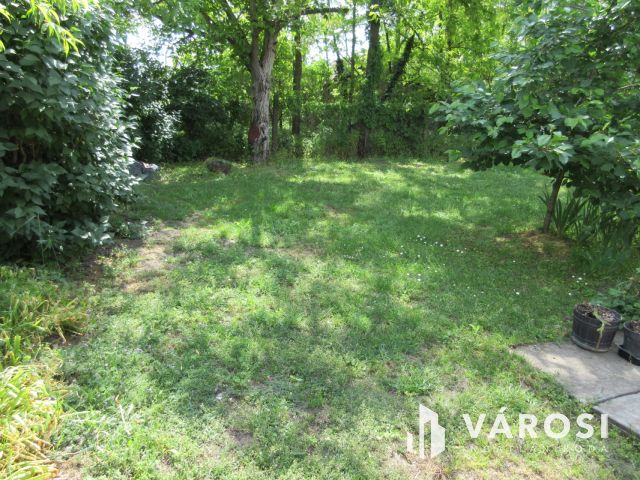 Szuper téglaház Tótkomlóson – akár két generációnak is!