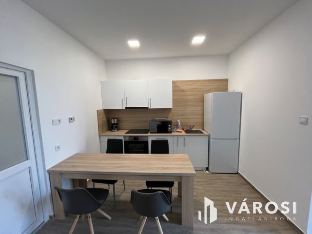 Figyelem!!! Déli Ipari park, telephely, csarnokok, irodák!