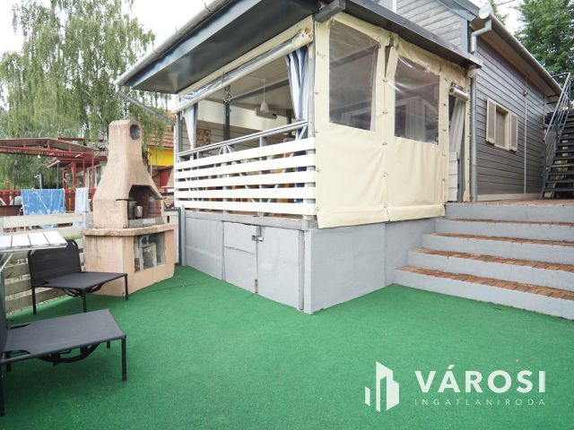 Gyékényesen vízparti hétvégi ház, nyaraló!