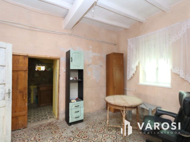 Tótkomlósi családi ház eladó