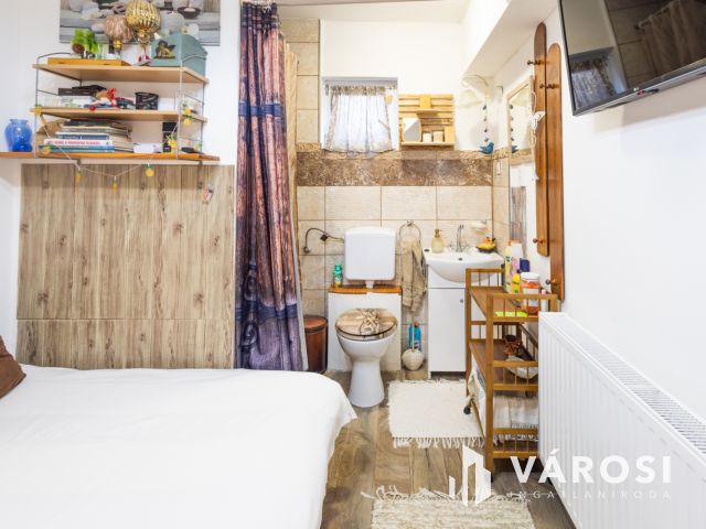 Tökéletes otthon a Kastélykert és a Várfürdő szomszédságában