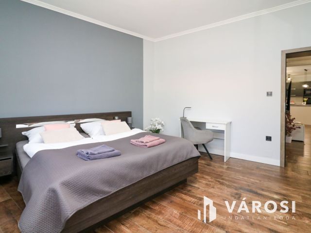 Működő apartman, raktár és telephely egyben!