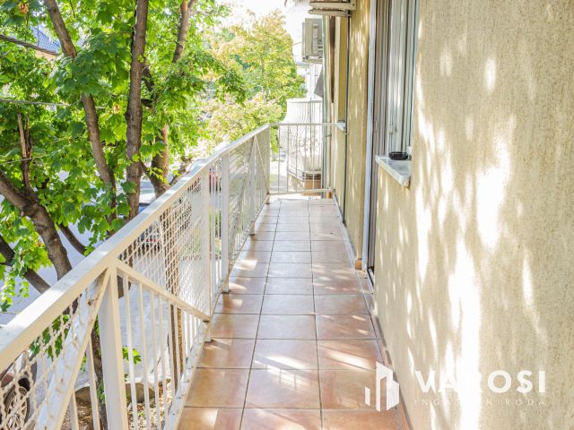 Tágas 2 szobás az I. emeleten garázs lehetőséggel