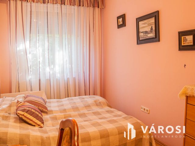 Tágas 2 szobás az I. emeleten garázs lehetőséggel