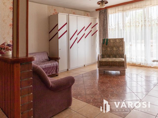 Kiváló lokáció, sokoldalúan hasznosítható ingatlan