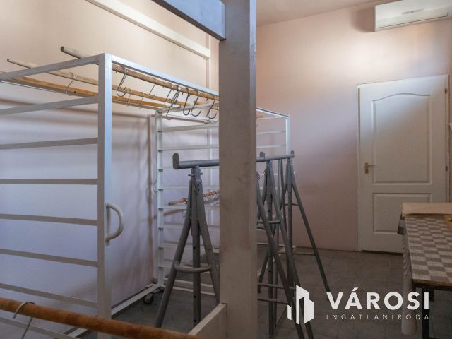 Kiváló lokáció, sokoldalúan hasznosítható ingatlan