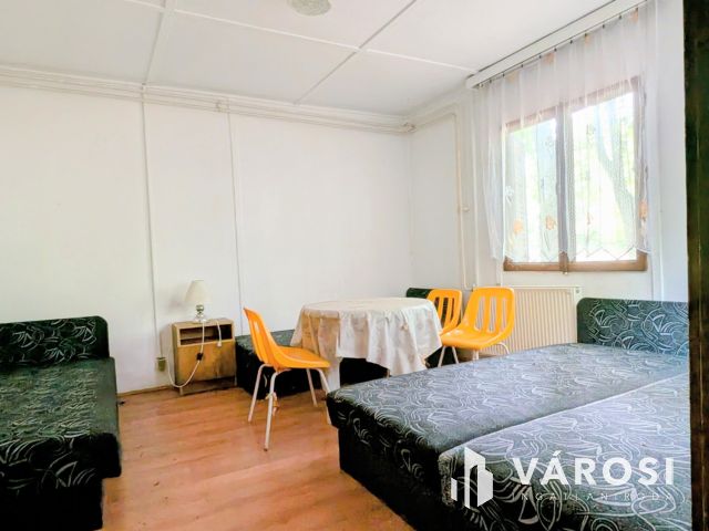 Nagy vízparti telek épületekkel a Kákafoki holtágon!