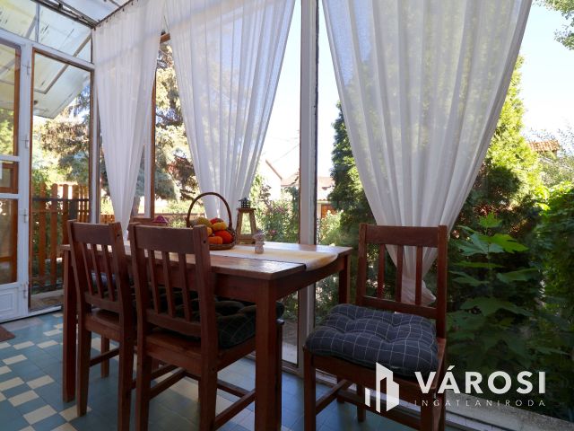 Felújított családi ház az Adyn