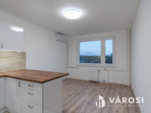 Magaslesen Újrokuson