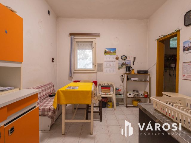 Családi ház tele lehetőséggel!