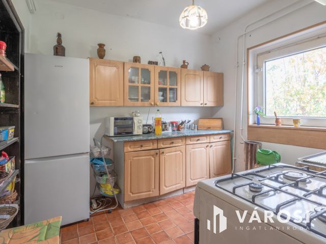 Társasházi kertes ház Dorozsmán