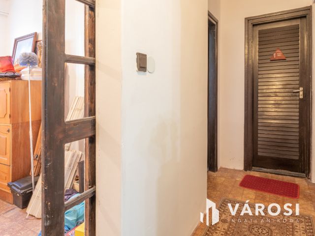 Társasházi kertes ház Dorozsmán