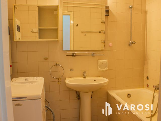 2 külön szobás a belváros peremén