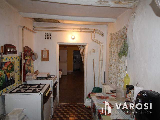 Kertes ház a Damjanich utcában