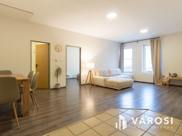 Modern lakás a víztorony szomszédságában