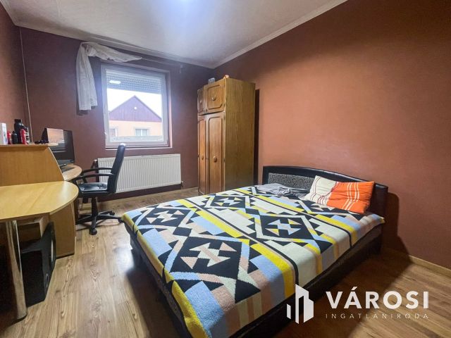 Újfehértó – Háromszobás családi ház  a meggy városában!