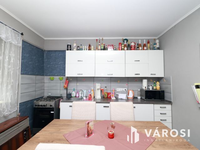 Tótkomlósi családi ház