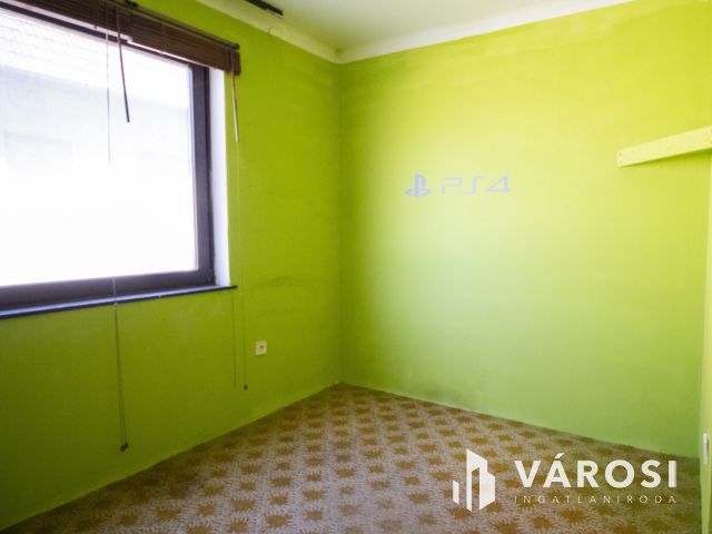 330 nm-es óriásház Orosházán