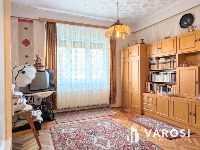 Családi ház kedvelt környéken!