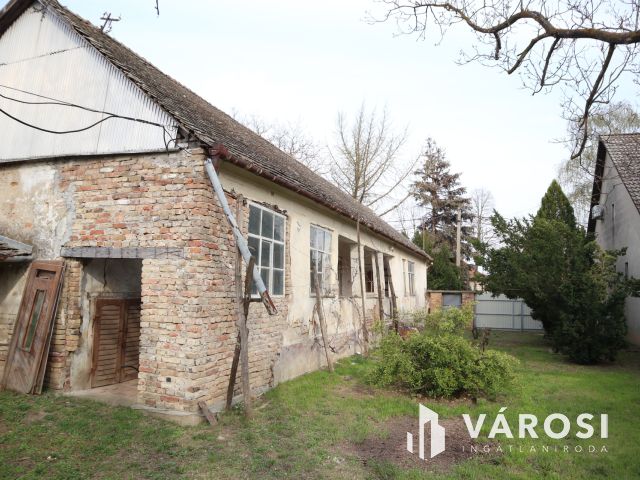 Eladó telek Szőregen, közel a Szerb templomhoz!