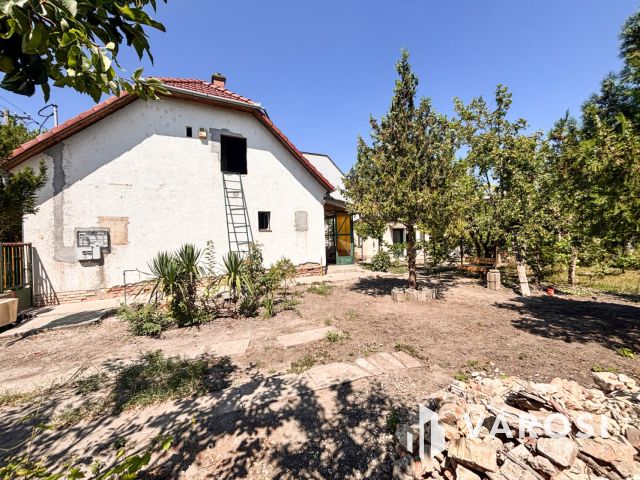 Eladó ház Győr kedvelt részén - Álmodja Újra!
